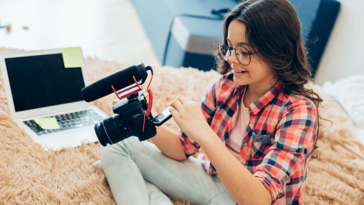 Cum să te bucuri de o experiență cinematografică acasă