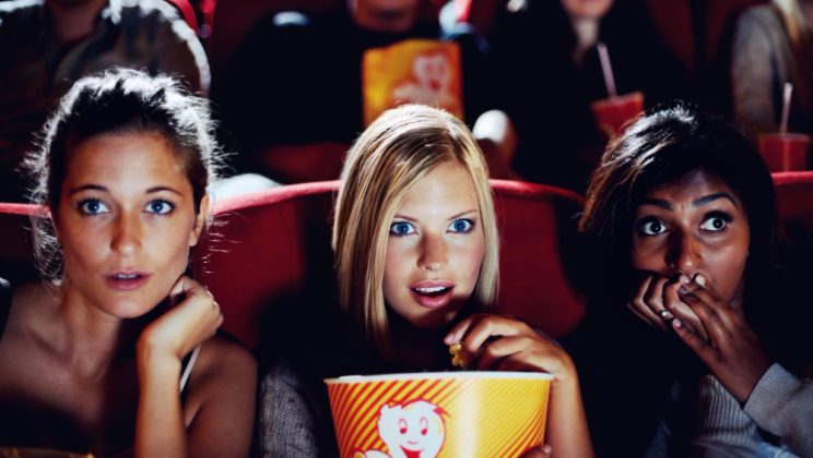 Top 10 filme de comedie neagră pentru amatorii de umor întunecat