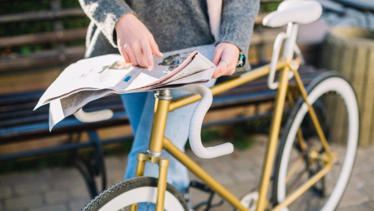 Cum explorezi locuri noi cu bicicleta