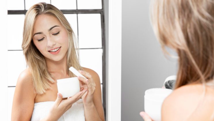 Cum să alegi o cremă hidratantă fără uleiuri comedogene