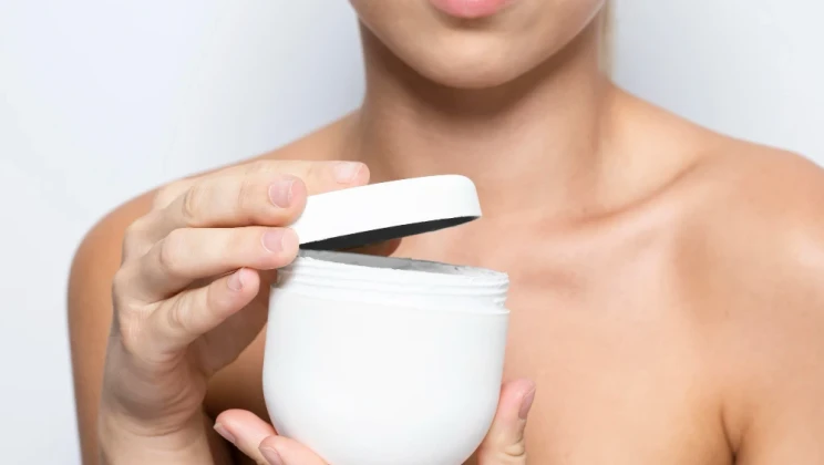 Cremele tip balsam: De ce pot fi ideale pentru pielea foarte uscată